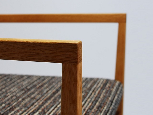 menuアームチェア 宮崎椅子製作所／阿久津宏