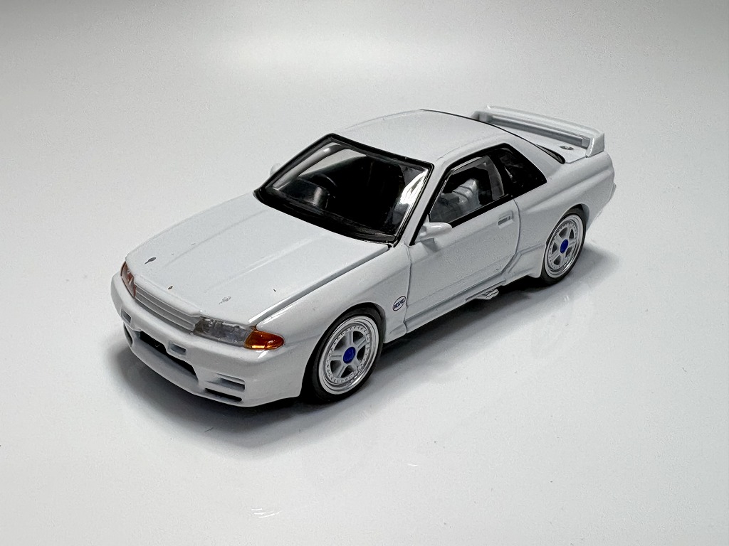 TOMICA LIMITED VINTAGE NEO 1/64 日産 スカイライン GT-R (R32