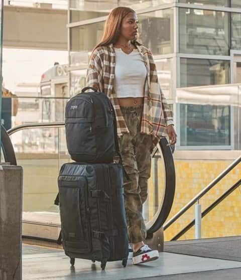 LANDINGS PACK（ランディングスパック） BLACK |【公式通販】JANSPORT