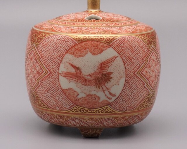 九谷焼 香炉 赤絵細描鶴文 [ 大酒清山 ]