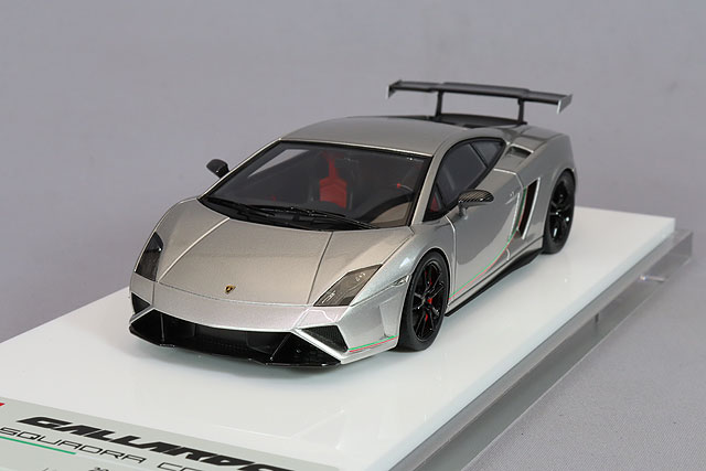 アイドロン 1/43 ランボルギーニ チェンテナリオ LP770-4 2016 リア