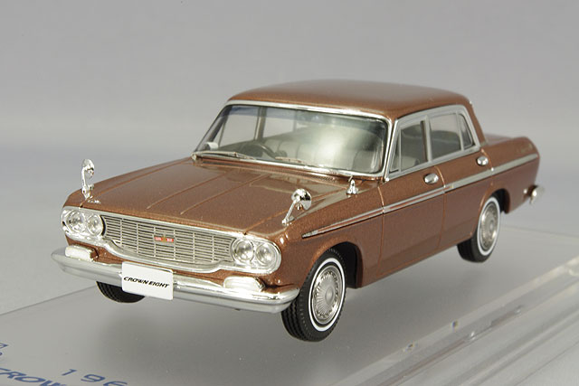 キッドボックス30周年記念モデル, ENIF 1/43 トヨタ クラウン エイト