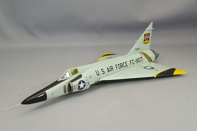 センチュリーウイングス 1/72 F-8E クルーセイダー アメリカ海兵隊 第
