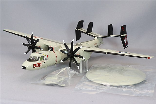 ホビーマスター 1/72 E-2C ホークアイ 