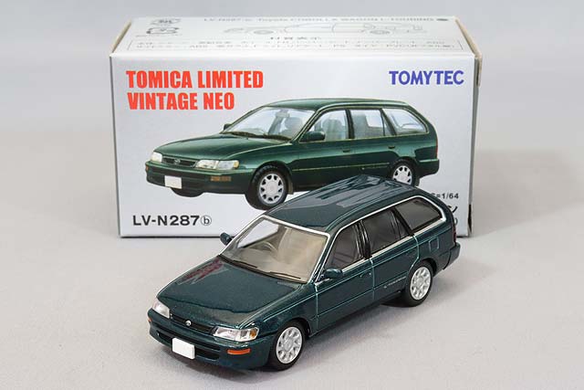 トミカリミテッドヴィンテージ NEO 1/64 トヨタ カローラ レビン 2ドア