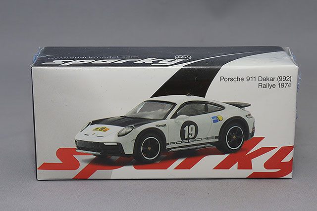 VISION 1/43 ポルシェ 911 (964) カレラ4 ライトウェイト 1990 ホワイト