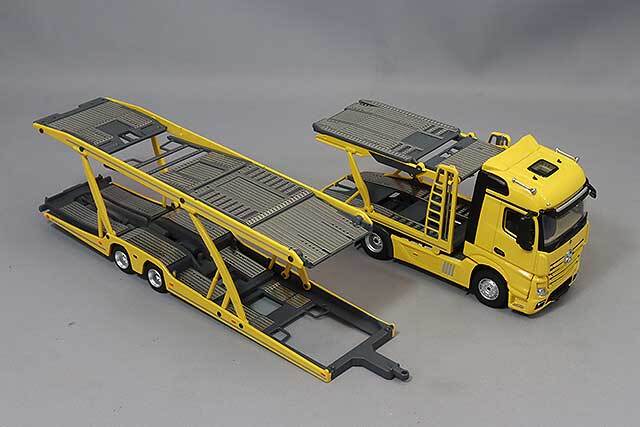 Unique Model x Tiny City メルセデスベンツ アクトロス MP5 カー