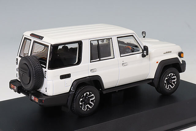 京商 1/43 トヨタ ランドクルーザー 70 スーパーホワイト II