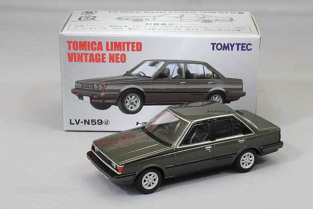 トミカリミテッドヴィンテージ NEO 1/64 トヨタ カリーナ 1600GT-R 84