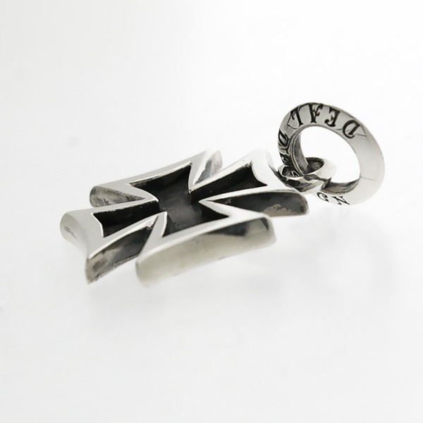 ディールデザイン DEAL DESIGN アイアンクロスミディアムペンダント