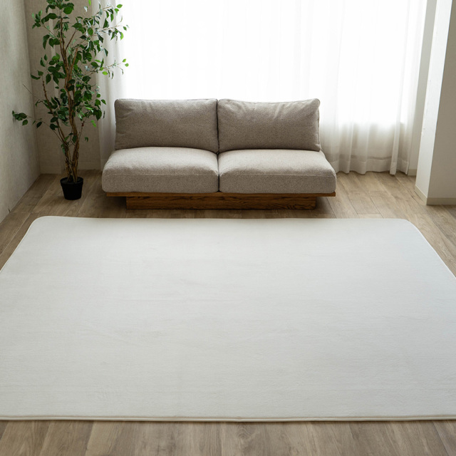 さらっと滑らかシンプル無地で洗えるラグマット 約 95x140 cm 1畳