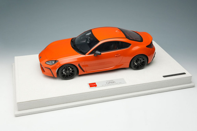 アイドロン EML119 1/18 トヨタ GR86 10th アニバーサリーエディション