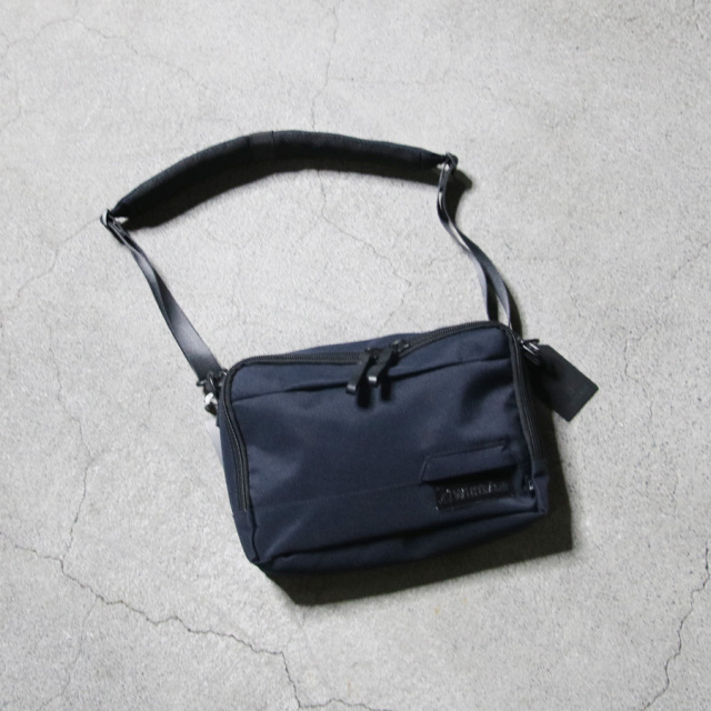 WHITEAGE (ホワイタージュ) [ MOD.NAVY Shoulder Bag M ] ショルダー