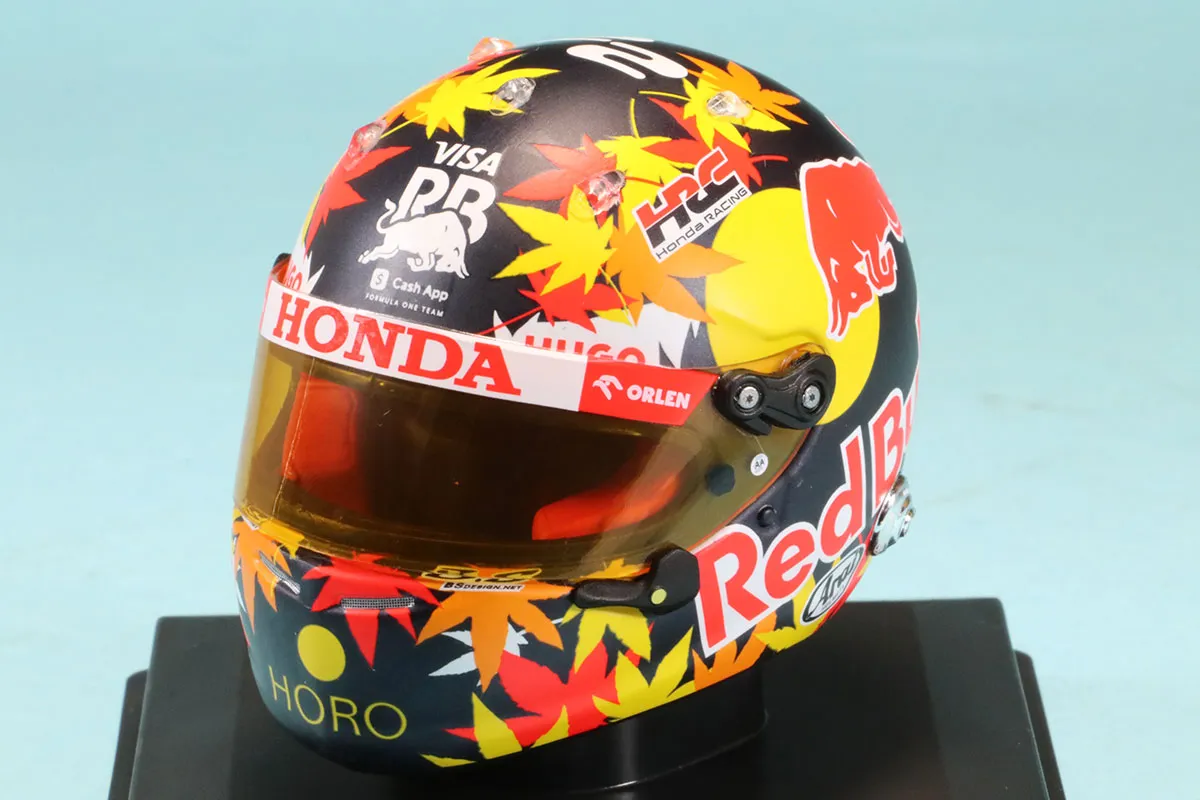 スパーク 1/5 ヘルメット 角田裕毅 2024 5HF149 ミニカーショップ ロム