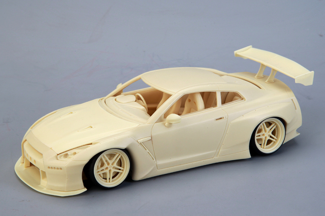ホビーデザイン 1/24 フルレジンキット ロケットバニー ニッサン GT-R