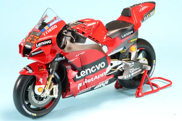 スパーク 1/64 トヨタ TS050 ハイブリッド ルマン 24h 2020 Winner No