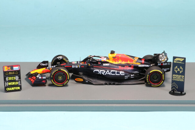 スパーク 1/43 レッドブル RB19 カタール GP 2023 M.フェルスタッペン