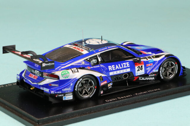 スパーク 1/43 リアライズ アドバン ニッサン Z スーパーGT 2022 GT500