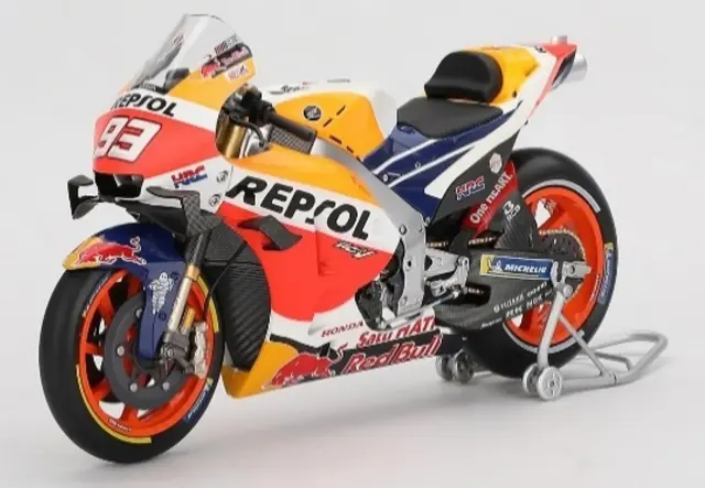 予約] トゥルースケールモデル 1/12 レプソル ホンダ RC213V モトGP