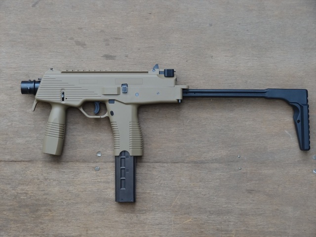 ☆送料無料☆【海外バージョン】 KSC/KWA MP9 GBB Dark Earth