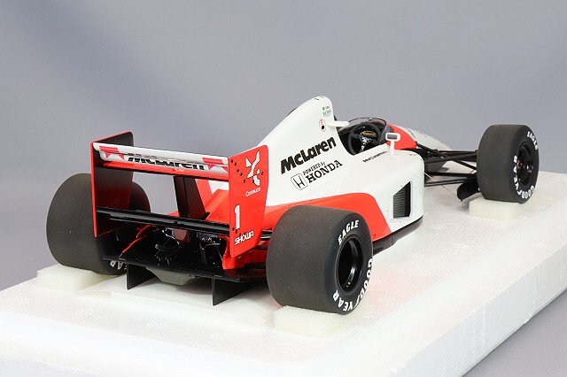 オートアート コンポジット 1/18 マクラーレン ホンダ MP4/6 F1 1991