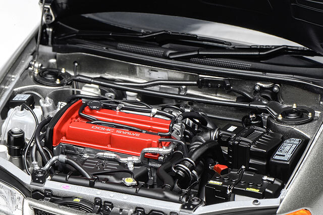 MOTORHELIX 1/18 三菱 ランサー エボリューション IV スティール