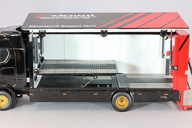 GCD 1/64 スカニア 730S カートランスポーター 右ハンドル 