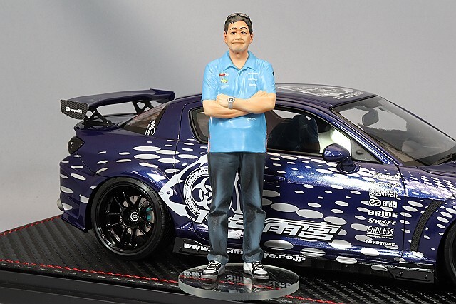 海外並行品 イグニッションモデル 1/18 マツダ RX-8 (SE3P) RE雨宮