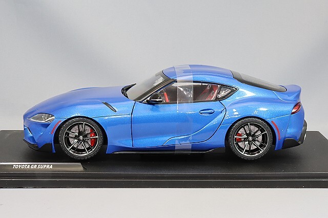 ソリド 1/18 トヨタ GR スープラ 2021 ブルー