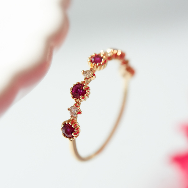 ピンキーリング K18イエローゴールド ルビー ダイヤモンド