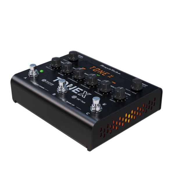 IK Multimedia/TONEX Pedal