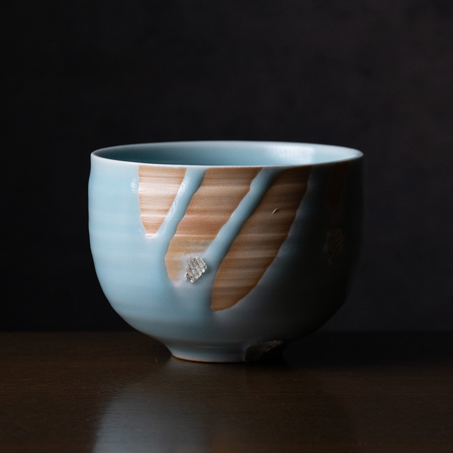 共箱付 | 青白磁輪花酒盃（IH-071） 作家「市川博一」