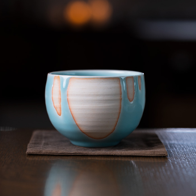 青白磁抹茶茶碗（IH-052） 作家「市川博一」