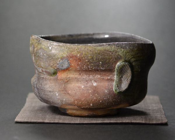 伊賀茶碗 木箱付 作家「新歓嗣」