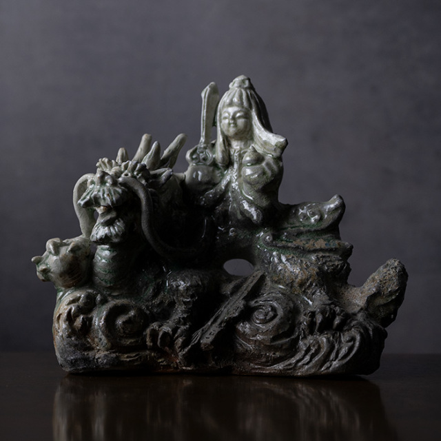 伊賀 龍神 作家「新歓嗣」