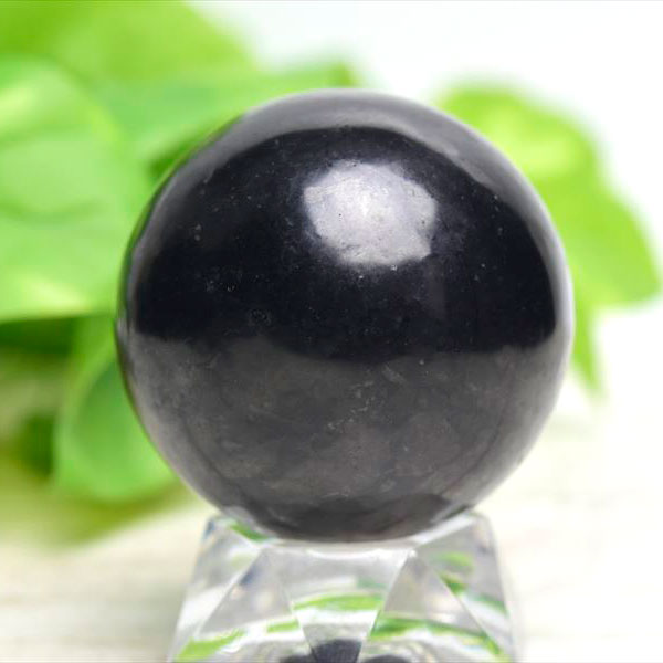 シュンガイト｜天然フラーレンを含む鉱石｜水の浄化や電磁波対策に