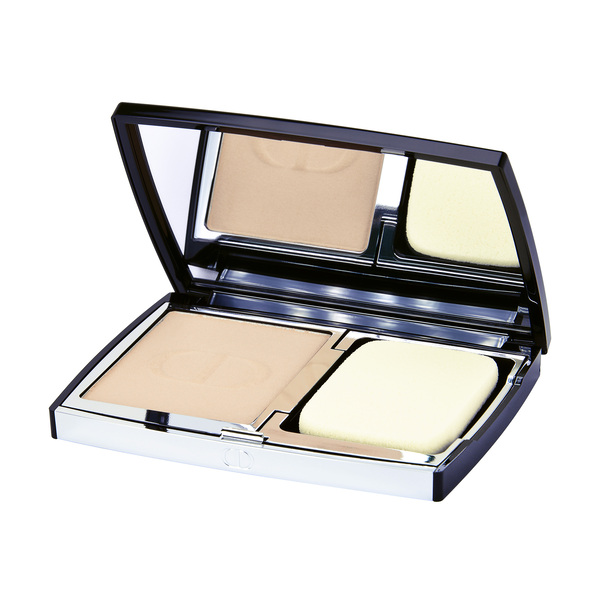 ディオール ディオールスキン フォーエヴァー コンパクト ナチュラル