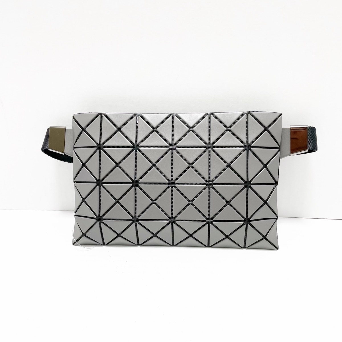 バオバオイッセイミヤケ/ウエストポーチ/ダークグレー×黒/PVC(塩化