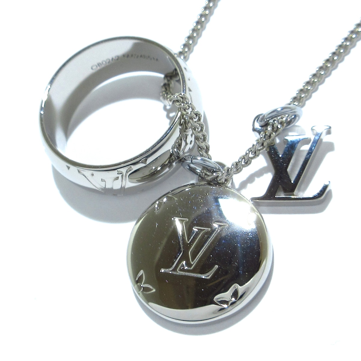 ルイヴィトン/ネックレス/リングネックレス モノグラム/シルバー/型番