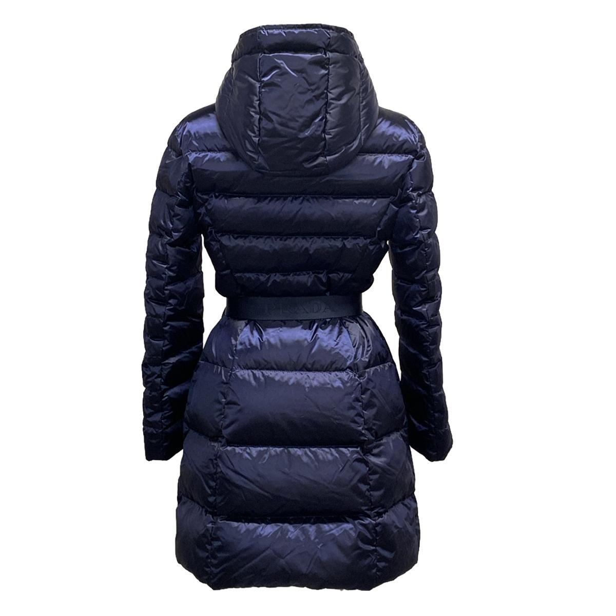 プラダ/ダウンコート/ダークネイビー/サイズ：38の買取実績【ブラン