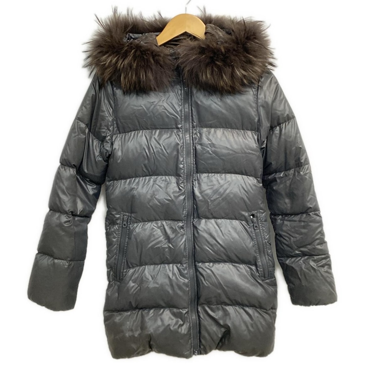 デュベティカ/ダウンコート/ダークグレー/サイズ：40の買取実績