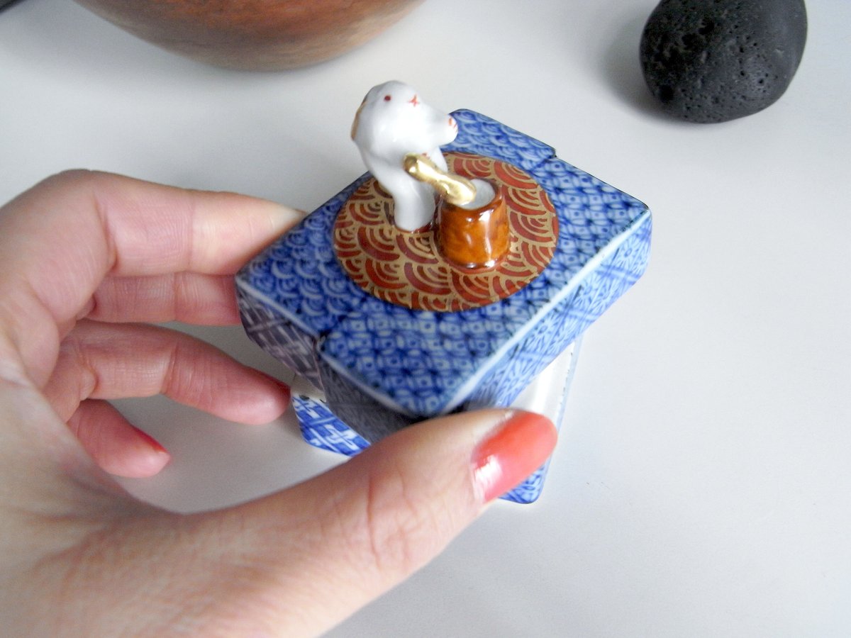 餅つき兎_昭阿弥_干支香合 | HITOMONOKOTO