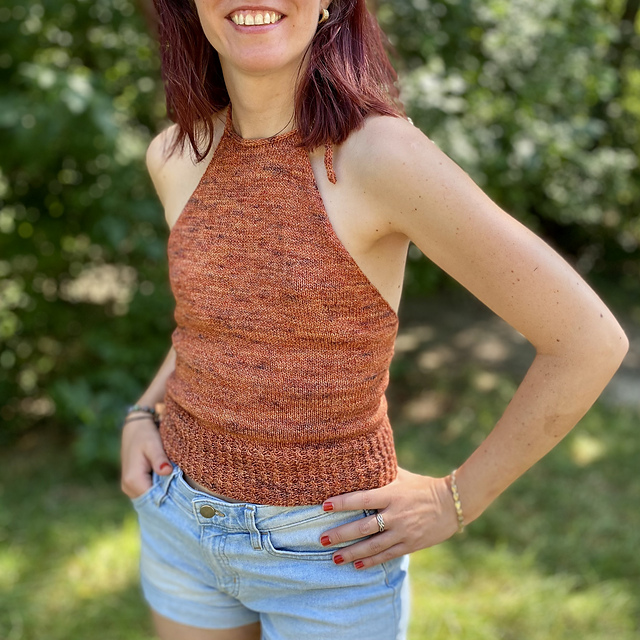 Ravelry: Basic backless top pattern by Viktória Kun-Tomán