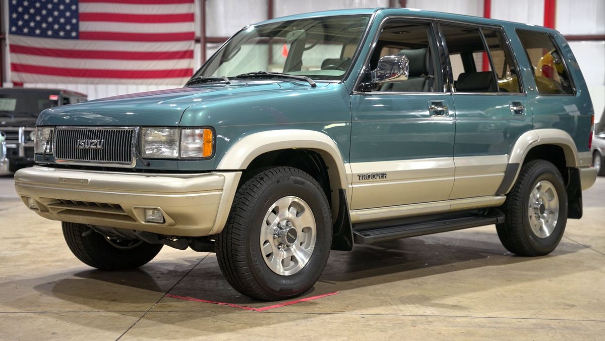 1996 Isuzu Trooper SE VIN: JACDJ58V2T7906818 - CLASSIC.COM