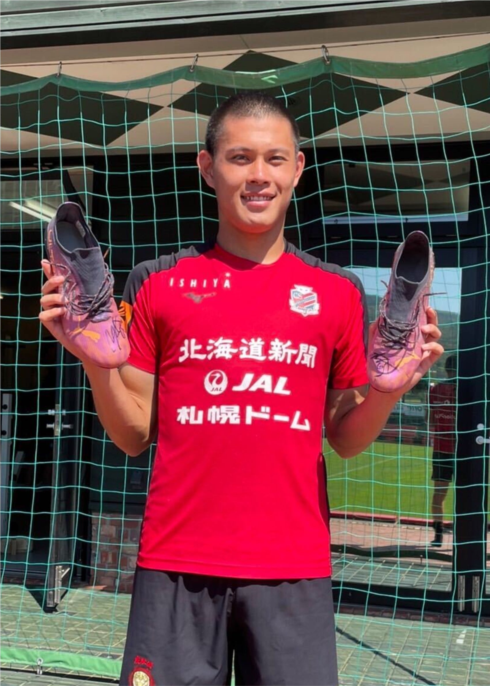 HATTRICK（ハットトリック）-選手の想いをファンへ届ける公式