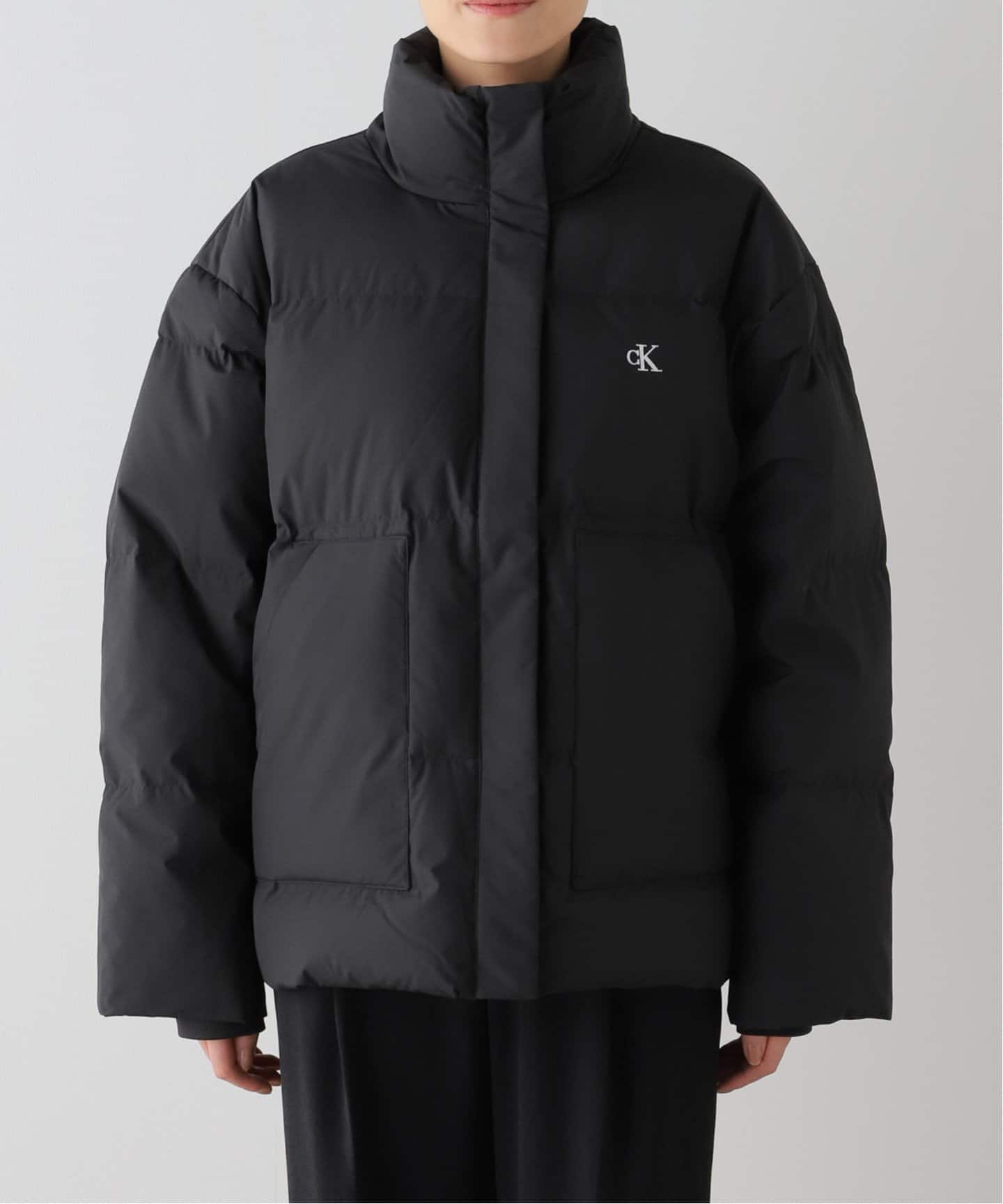 Calvin Klein / カルバン クライン】スタンドカラーダウンジャケット