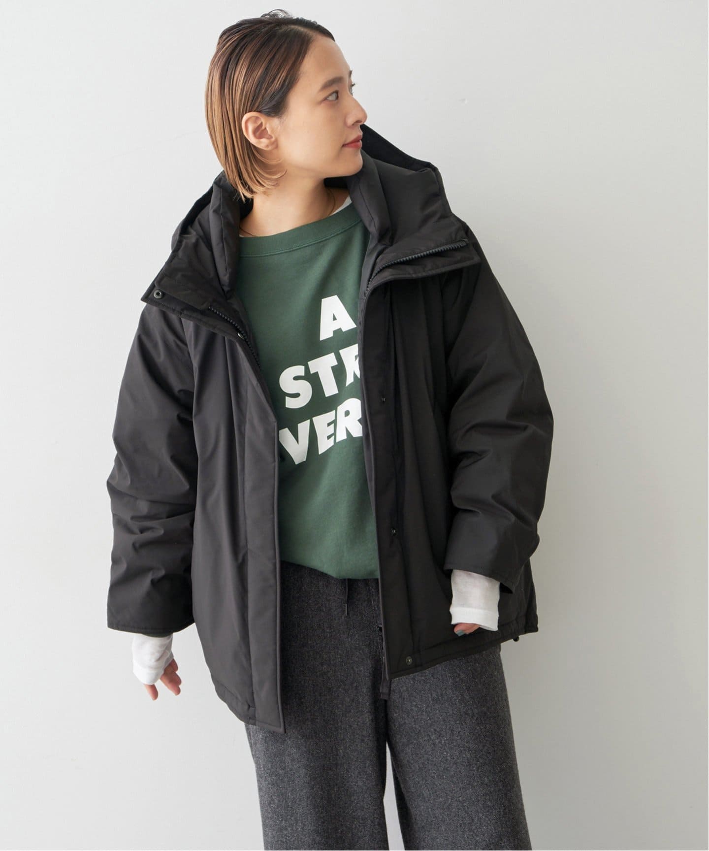 撥水フーデッドダウンハーフコート（ダウンジャケット）｜Spick and