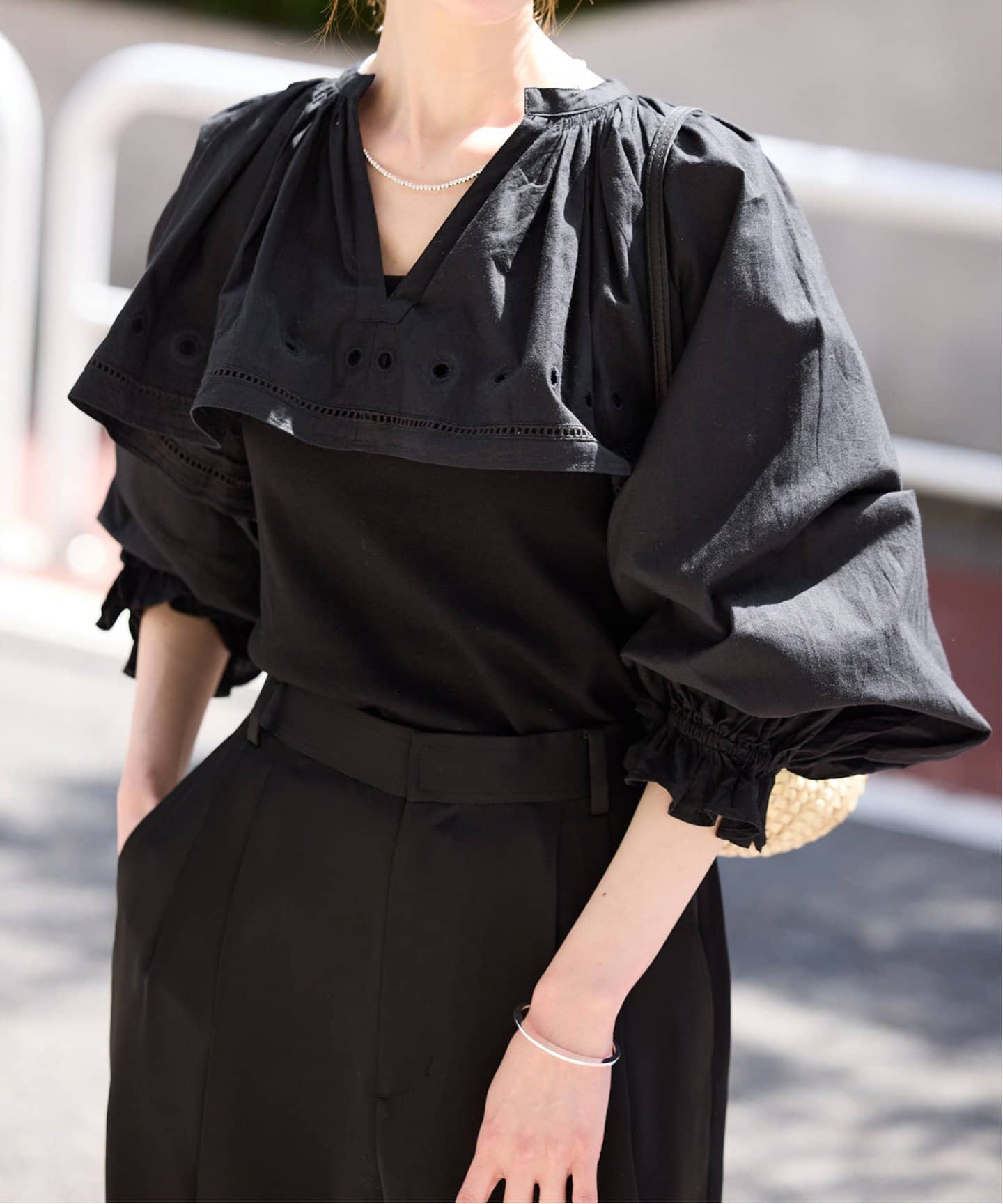 crinkle crinkle crinkle embroidery クロップド ブラウス CC-3526