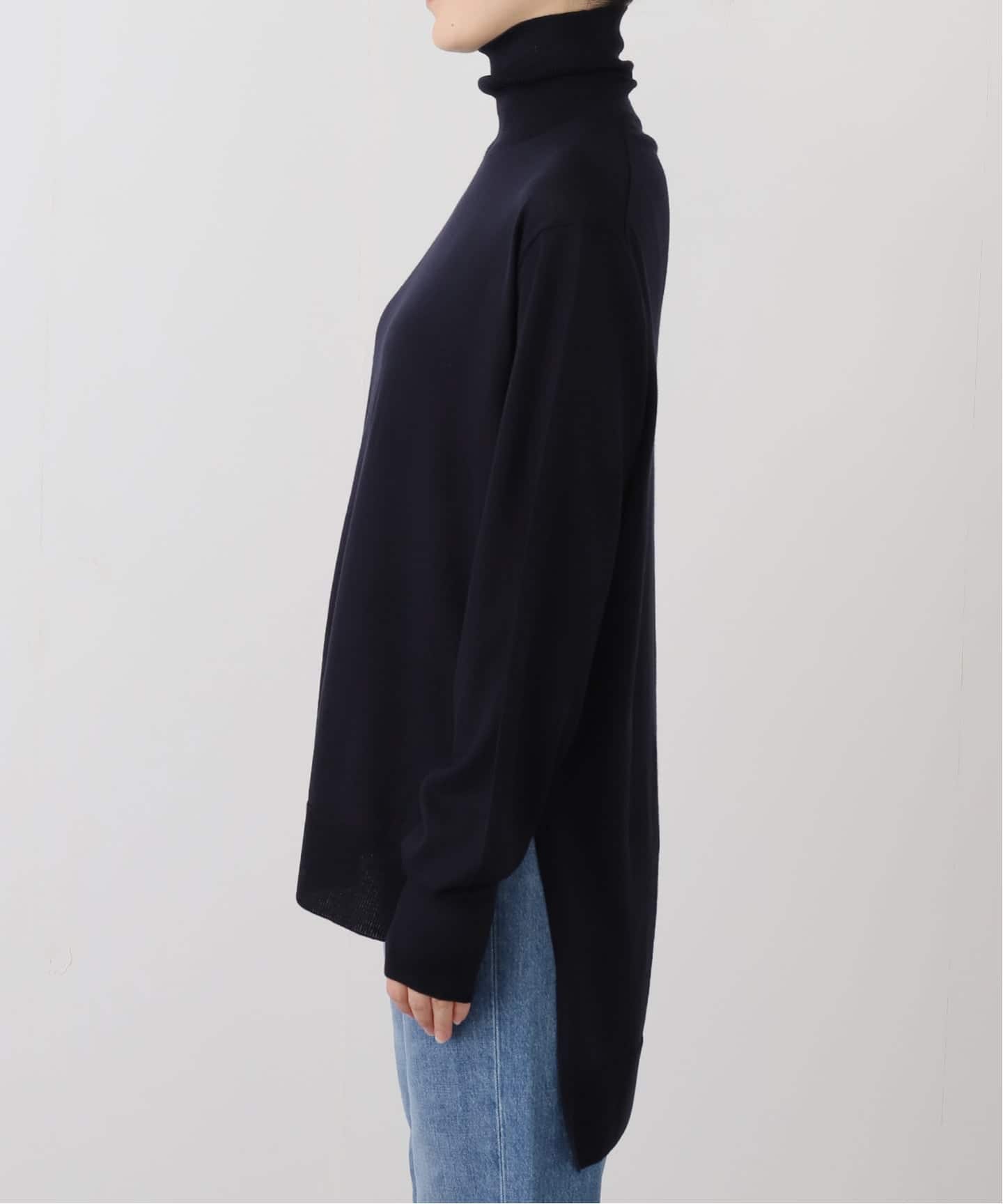 MILLENNIUM タートルネック スリット プルオーバー（ニット／セーター