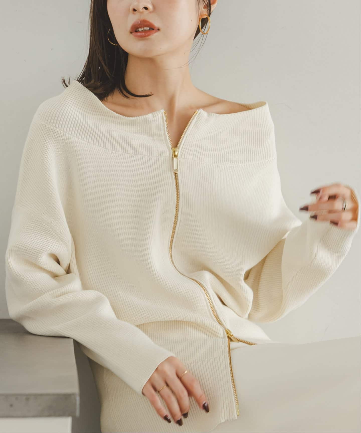 WEB限定追加》フロントジップボートネックニット（ニット／セーター